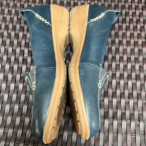 SOFTSPOTS Women’s Blue Slip-on Flats Comfort Leather Shoe Sz. 9N - Picture 7 of 9